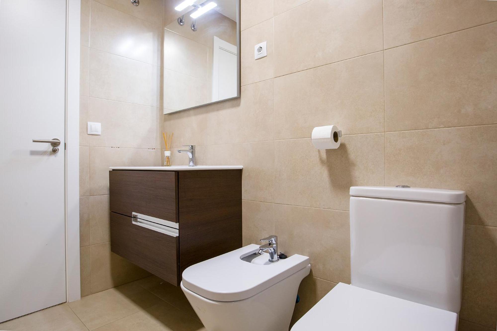 Telmo Nuevo Apartamento & Parking En Bilbaozorroza Buitenkant foto
